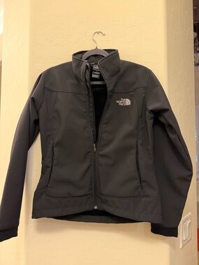 The North Face Women’s Black Softshell Jacket